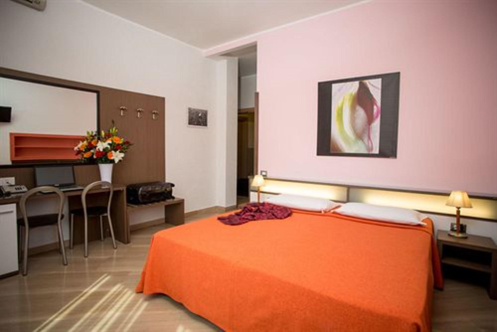 Hotel Fiera Congressi Милано Екстериор снимка
